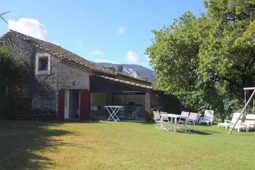 Comfortable Cottage With Above Ground Pool, Situated In Beautiful Countryside