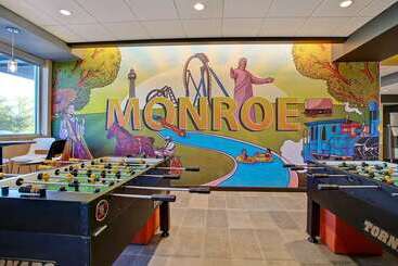 فندق Tru By Hilton Monroe