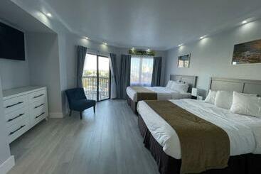 کلبه Lovely 1 Bedroom Condo With Pool