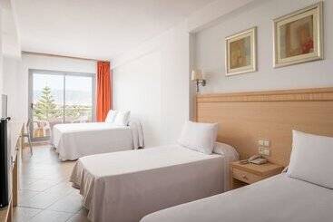 アパートホテル ALEGRIA Fenix Family