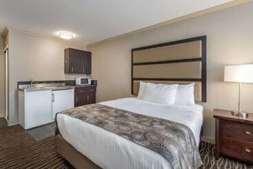 Prestige Radium Hot Springs Resort, Worldhotels Crafted