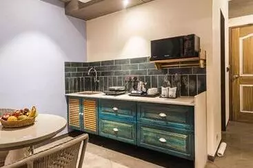 Bougainvilla Apartment