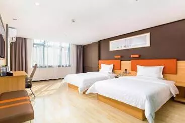 Hotel 7 Days Premium Sanya Bay Haiyue Plaza Foreign Trade Road Food Street Branch