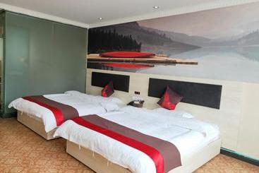 Jun Hotels Nanchang Honggutan New District Cuiyuan Road Subway Station