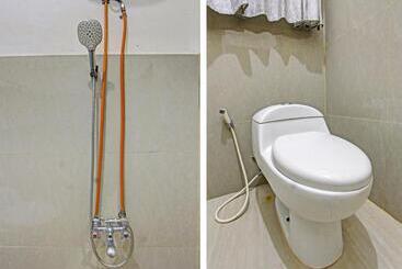 בית מלון כפרי Oyo 3741 Mutiara Syariah 1