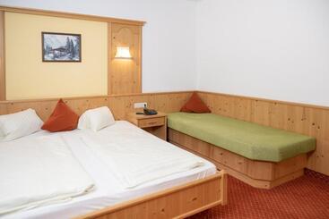 ホテル Waidachhof