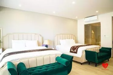 هتل آپارتمان Holi Gold Coast Nha Trang