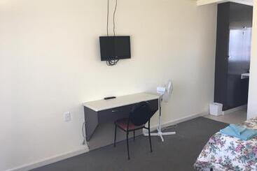 Yarram Commecial Hotel Motel