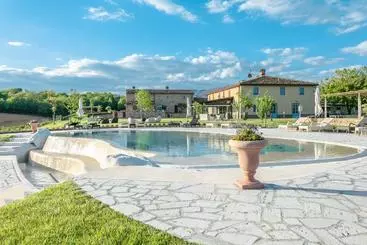 リゾートホテル Tenuta Le Tre Virtù