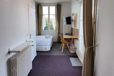 ホテル Hôtel Michelet Plage