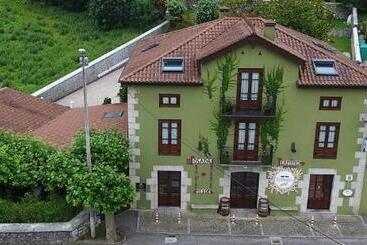 הוסטל Posada Término