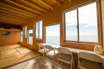 צימר Sunset Breeze Hota