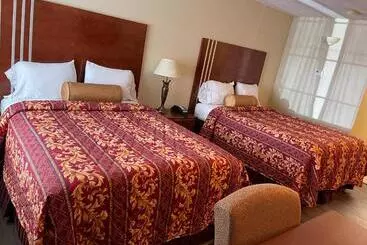 Motel Riviera Inn And Suites