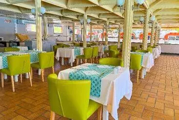 Bungalows Cordial Green Golf