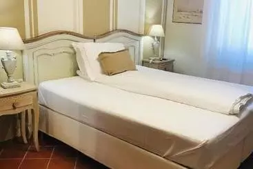 Отель Hôtel Barbabuc