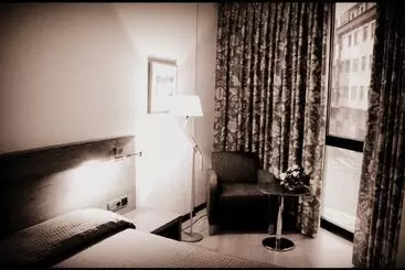 Hotel Mieres Del Camino