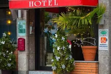 هتل Rinaldo Apartments