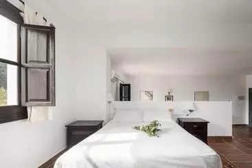 田舎風ホテル Cerro De Hijar