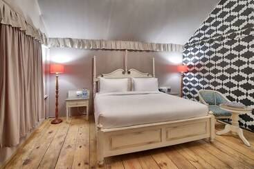 The Sambhar Heritage And Resort