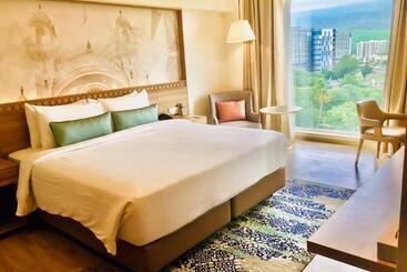 Hotel Bellevue Sarovar Premiere Junagadh