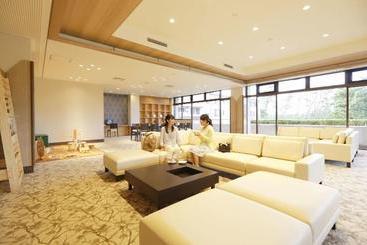 Hotel Kyukamura Notochirihama