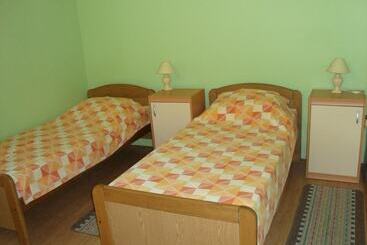 膳宿费 Apartments And Rooms Pavek