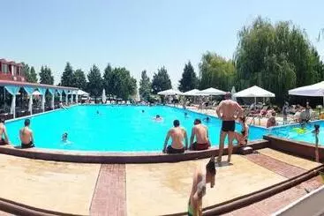 Hotelli Complex Racic