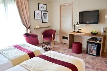 فندق Capitolina City Chic