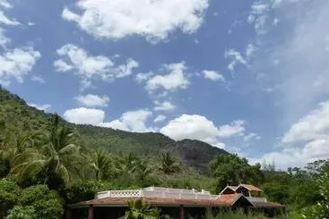 Pension Cardamom House