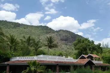 Pension Cardamom House