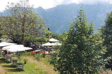 ユースホステル Alla Capanna