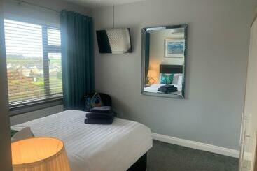 Robin Hill Bed And Breakfast