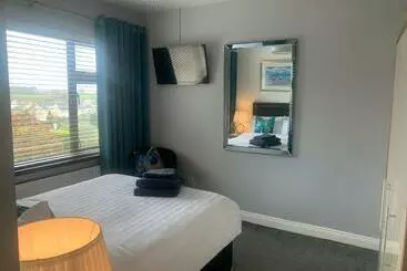 Robin Hill Bed And Breakfast