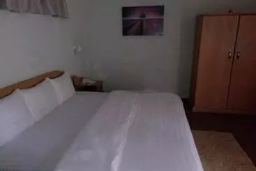 Pension  Beyin Eco Beach Camp