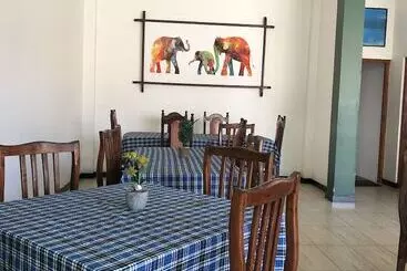پانسیون Poseidon Hotel And Restaurant