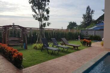 ホテル Baan Hansa