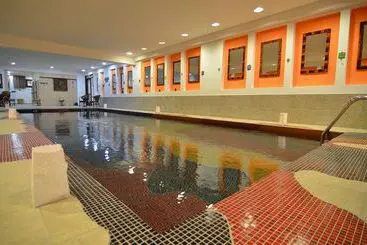 酒店 Latchi Family Resort