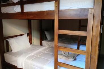 Happy Penida Hostel 2