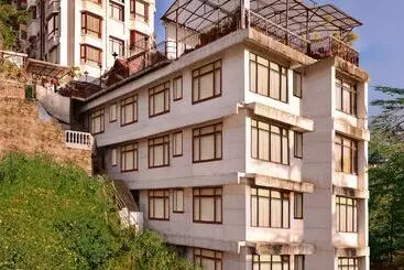 Отель Ashiana Clarks Inn Shimla