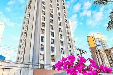 Hôtel Golden Tulip Goiania Address