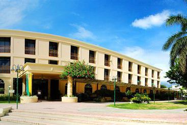 فندق The Knutsford Court