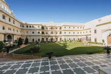 Hotel The Raj Palace