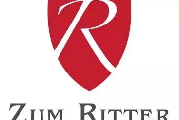 ペンション Gasthof Zum Ritter   A Cozy Historical Landmark