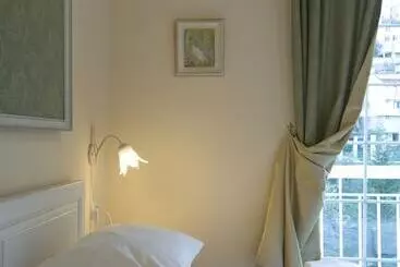 Marinero Apartments