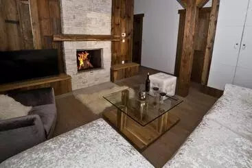 هتل Chalet Petit Palais