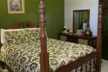 استراحتگاه Grand Bahía Ocean View Hotel