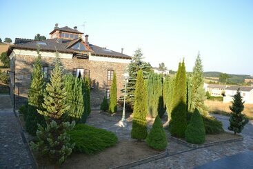 Apartamentos Rurales Casa De La Villa