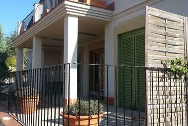 茅舍 Xalet De La Muntanya