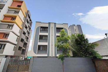 Пансион Enticing 1br Homely Stay In Balewadi, Pune