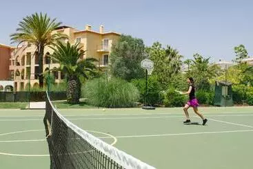 Jardim Da Meia Praia Resort